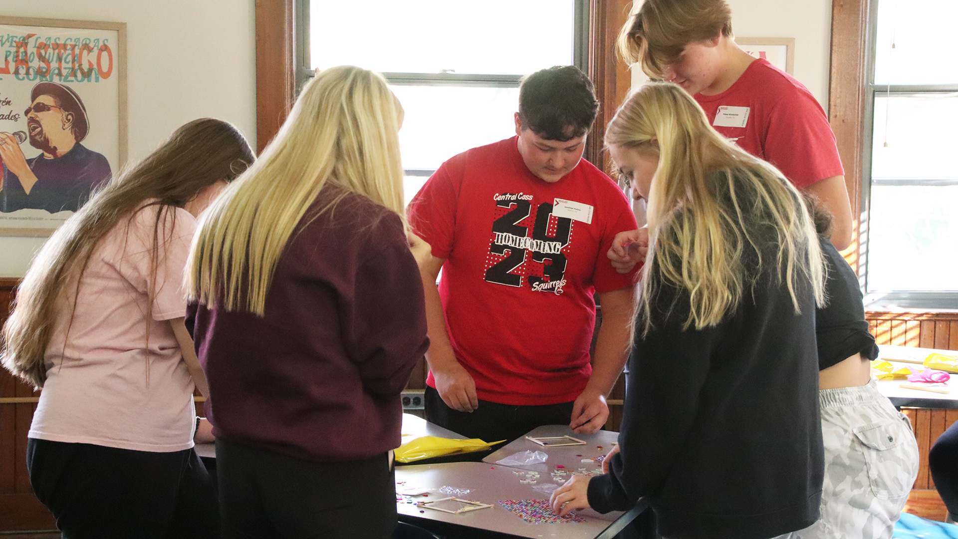 Students participate in a group activity during 2023 Spanish Day