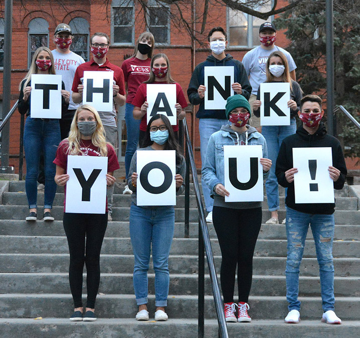 VCSU students hold signs spelling out "Thank You"