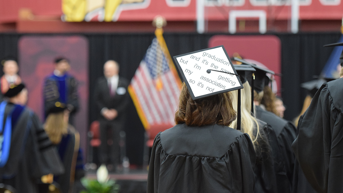 Taylor Pfeifer grad cap