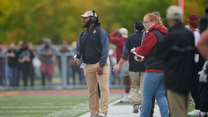 Dalvin Simmons coaching