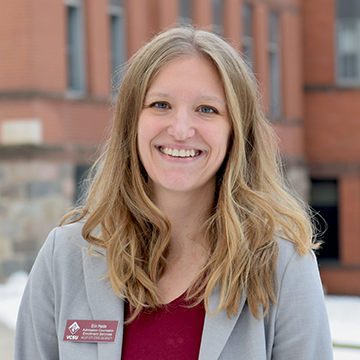 portrait of Erin Heide